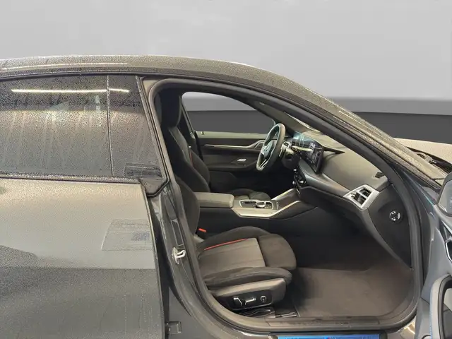 BMW M view 14