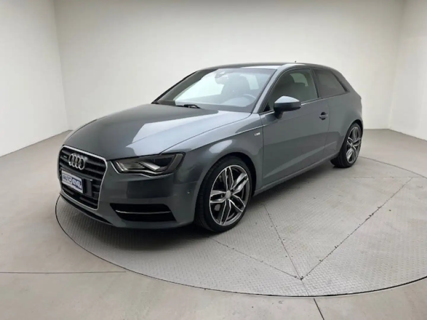Audi A3 2.0 TDI 184 PS quattro S Grijs - 1
