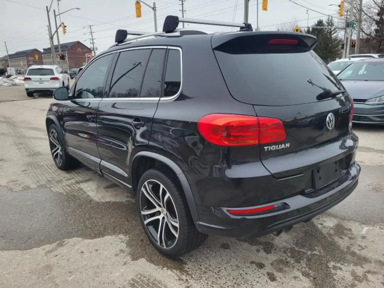 Volkswagen Tiguan снимка Volkswagen Tiguan