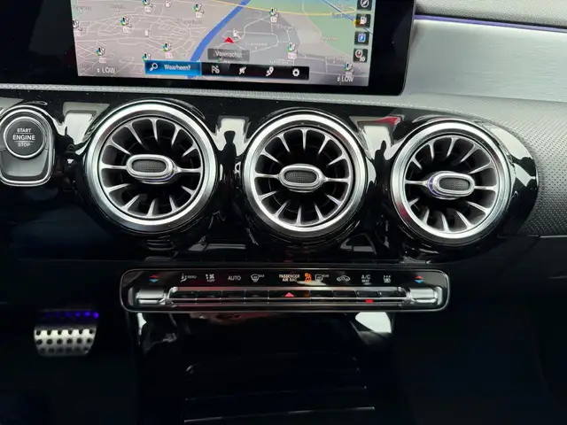Mercedes-Benz CLA view 19