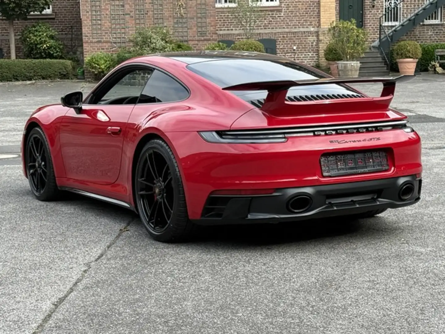 Porsche 992 911 Carrera 4 GTS AEROKIT*LIFT*PDCC*H-LENKUNG*CARB Rouge - 1