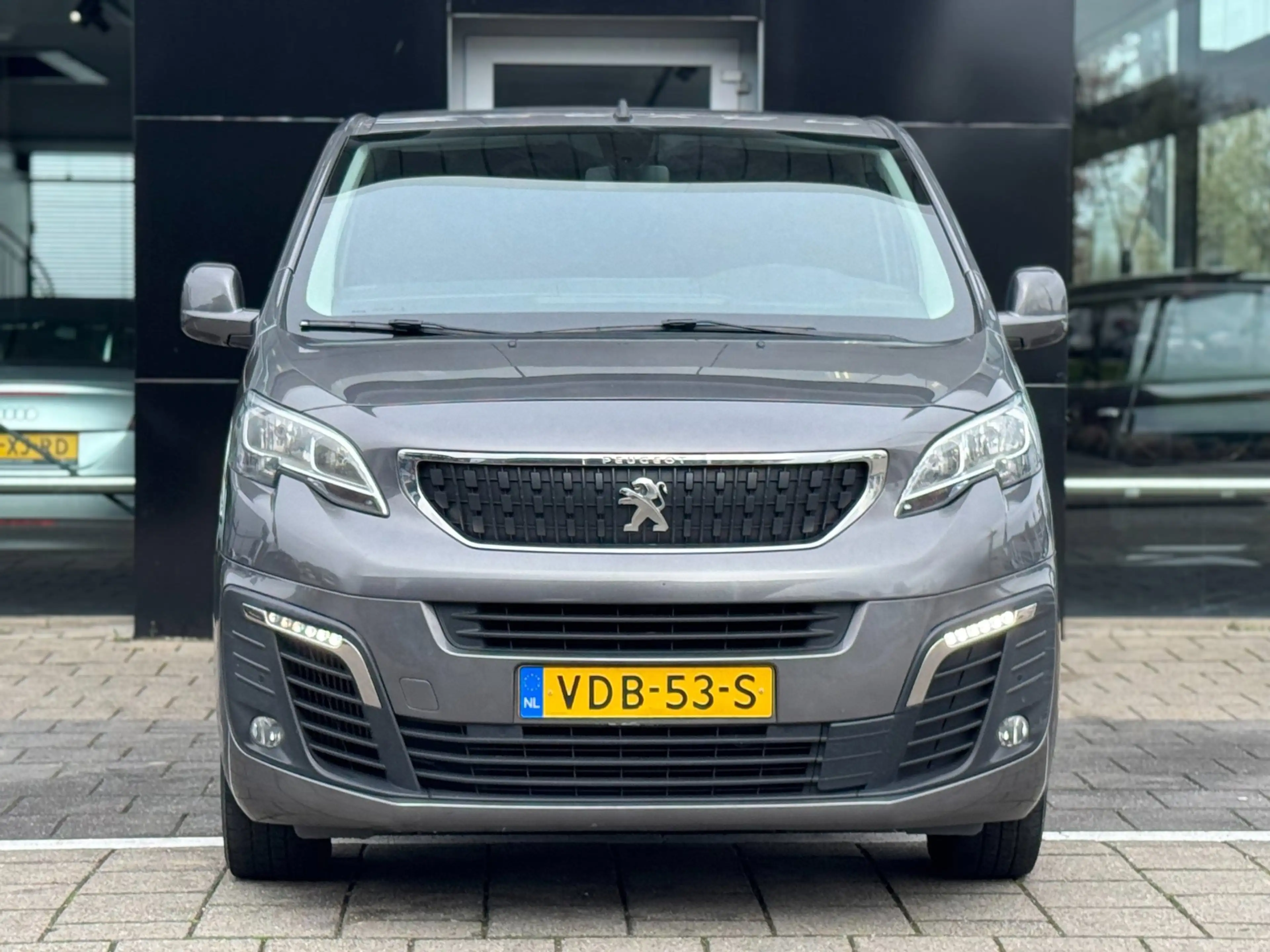 Peugeot Expert 227S 2.0 BlueHDI 180 Premium Pack Marge Auto · NL — photo 13