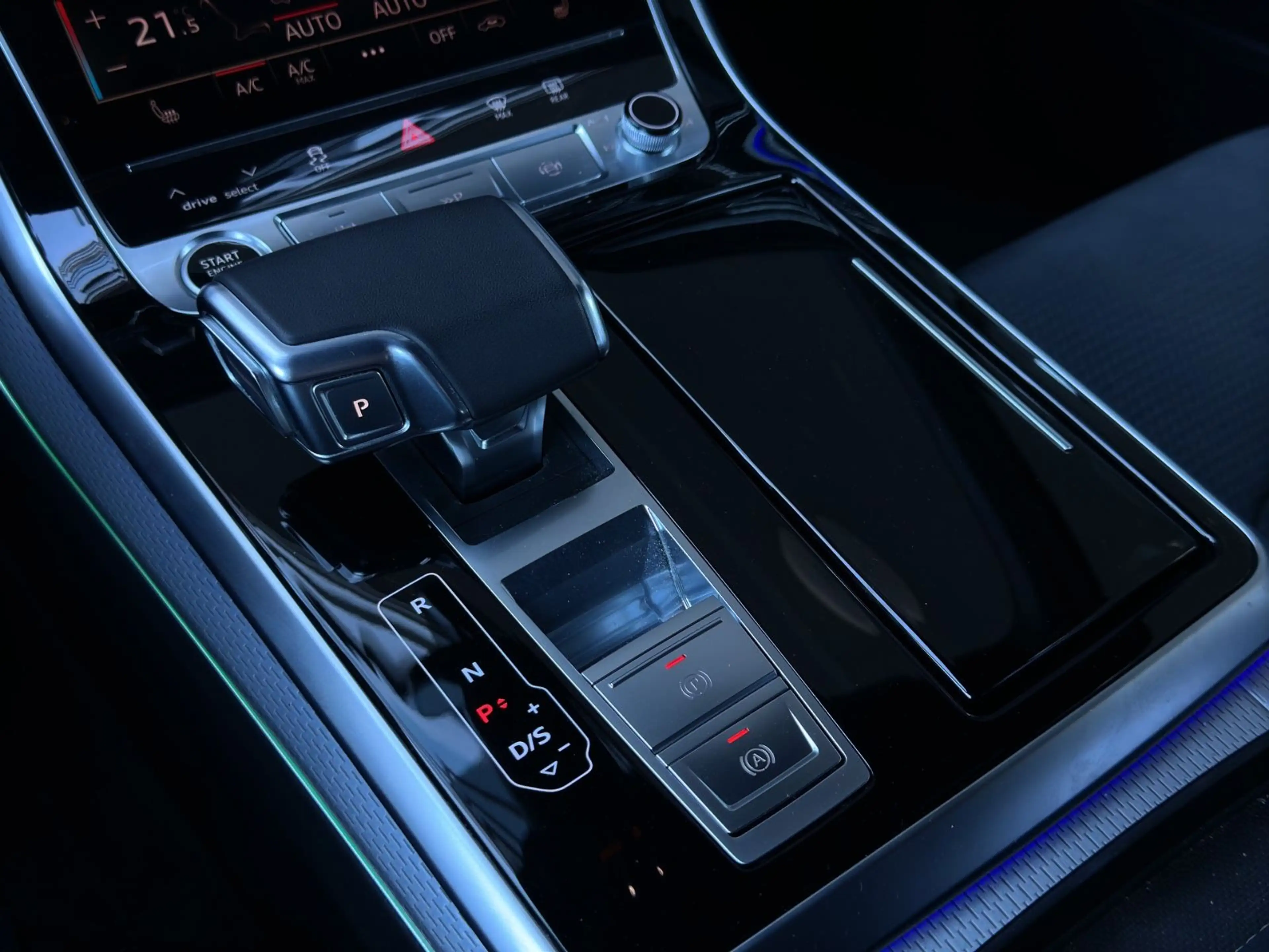 Audi Q7 60 TFSIe Quattro S line°LUFT°LASER°B&O°360° — photo 9