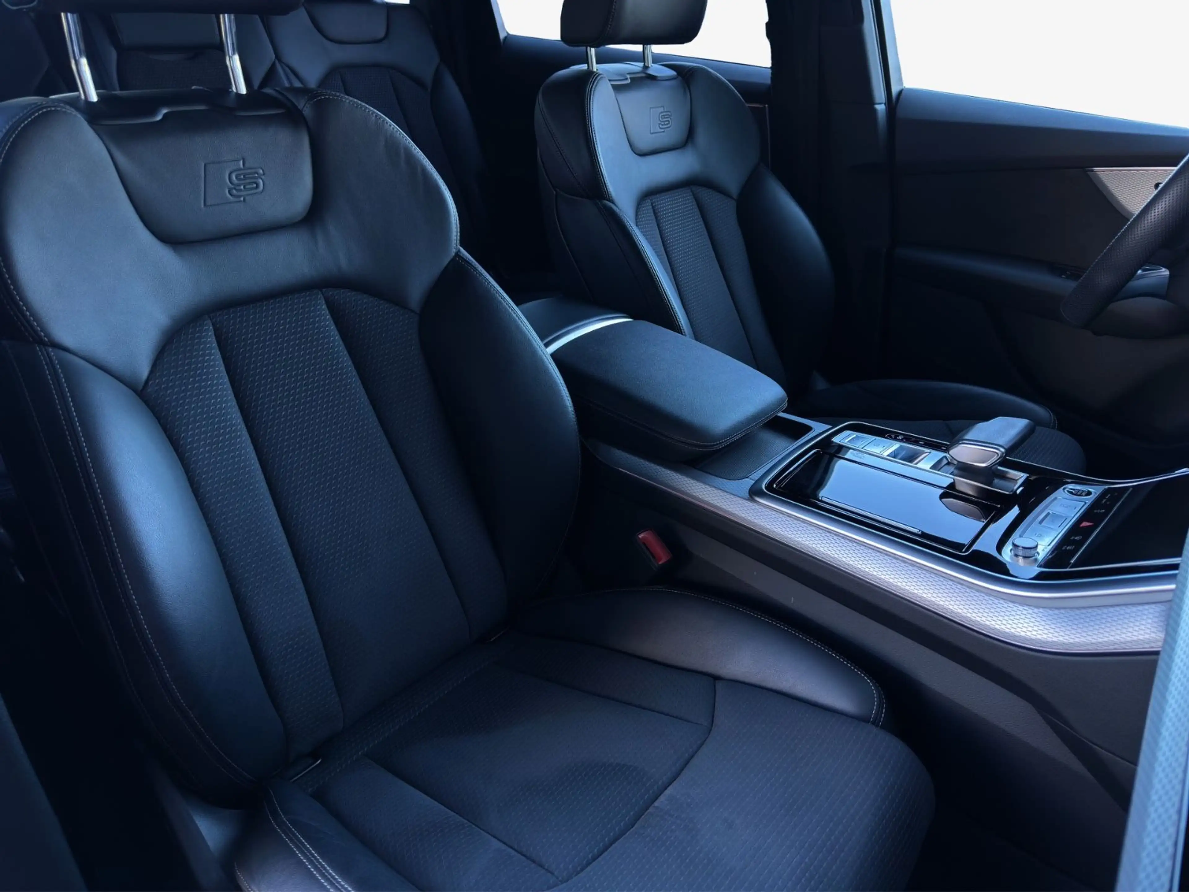 Audi Q7 60 TFSIe Quattro S line°LUFT°LASER°B&O°360° — photo 6