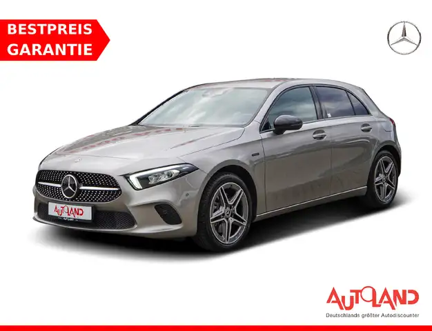 Mercedes-Benz A 250 A250 e Edition 19 Progressive LED Navi ACC AHK