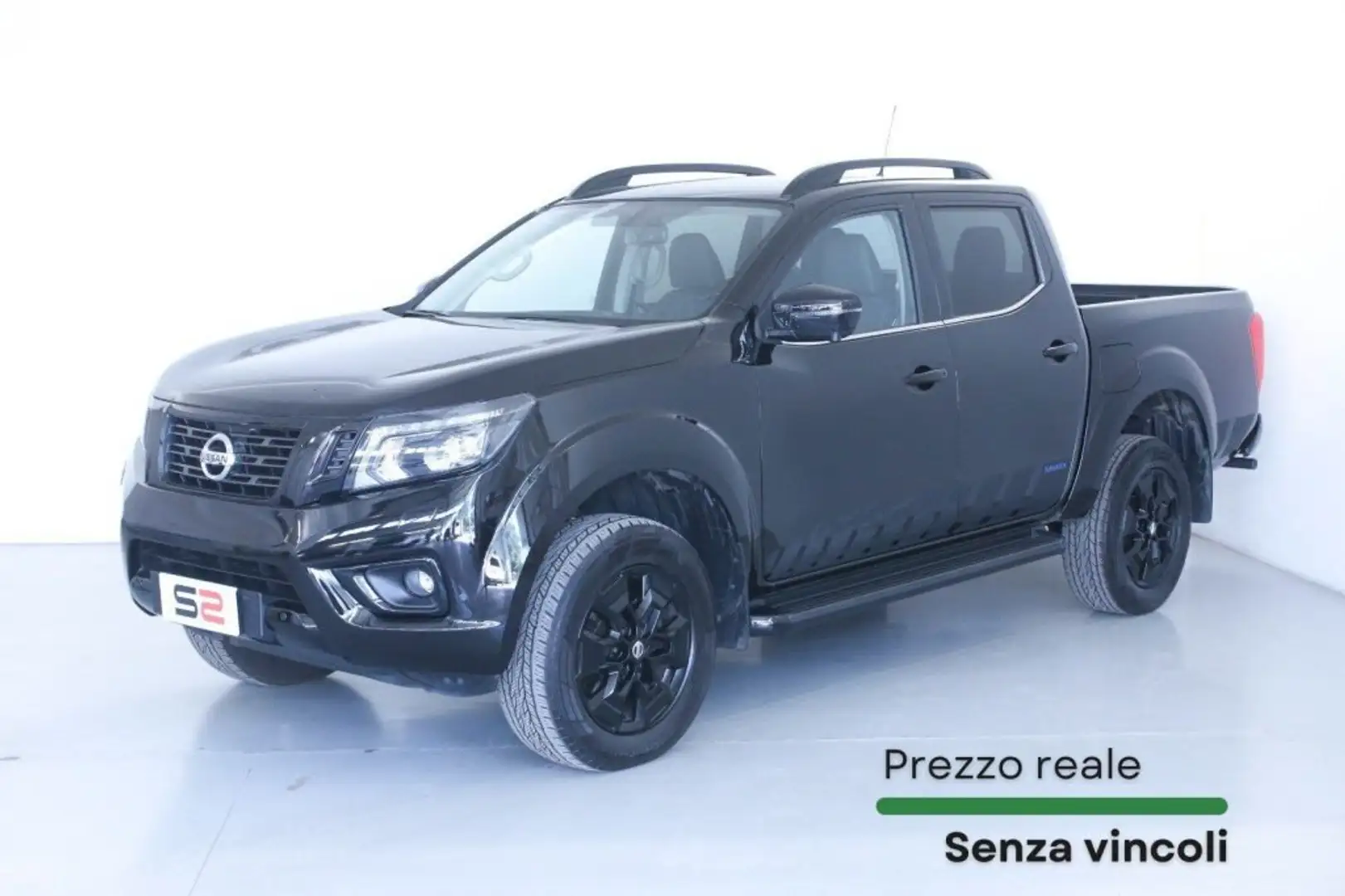 Nissan Navara 2.3 dCi 190 CV 4WD Double Cab N-Guard/TETTO PANO Nero - 1