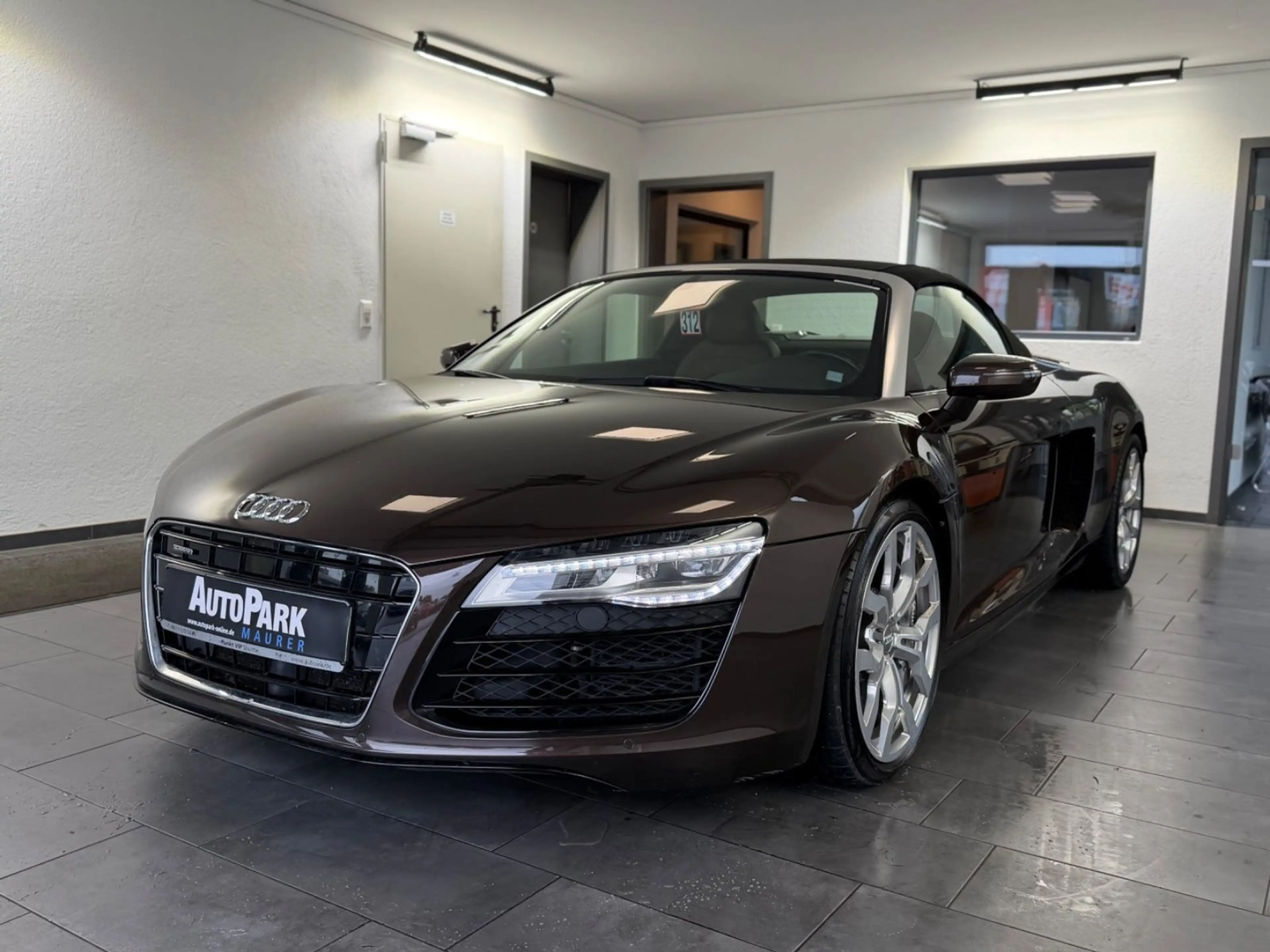 Audi R8 Spyder 4.2 FSI | Schalter | Keramik | Navi — photo 4