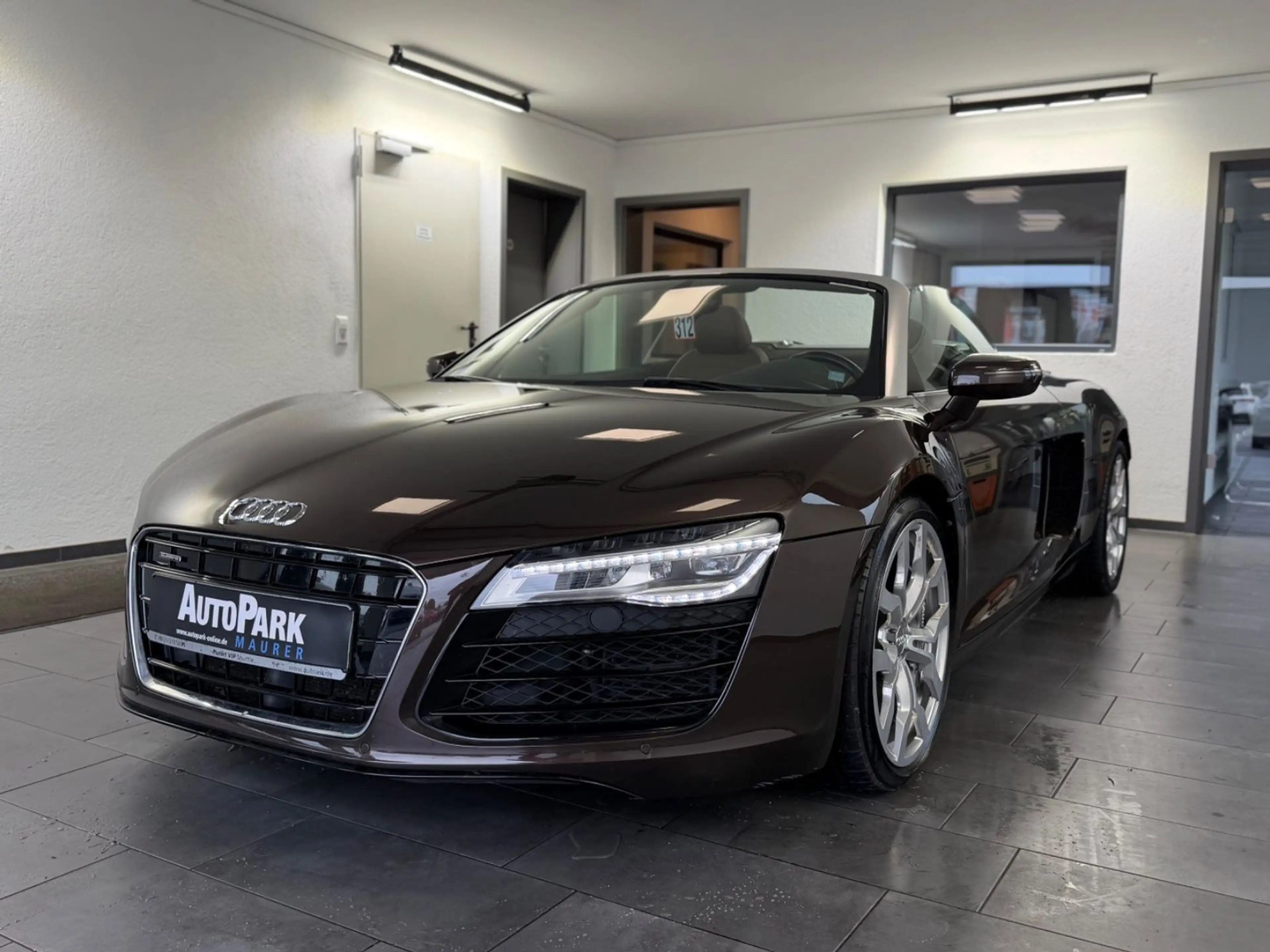 Audi R8 Spyder 4.2 FSI | Schalter | Keramik | Navi — photo 3
