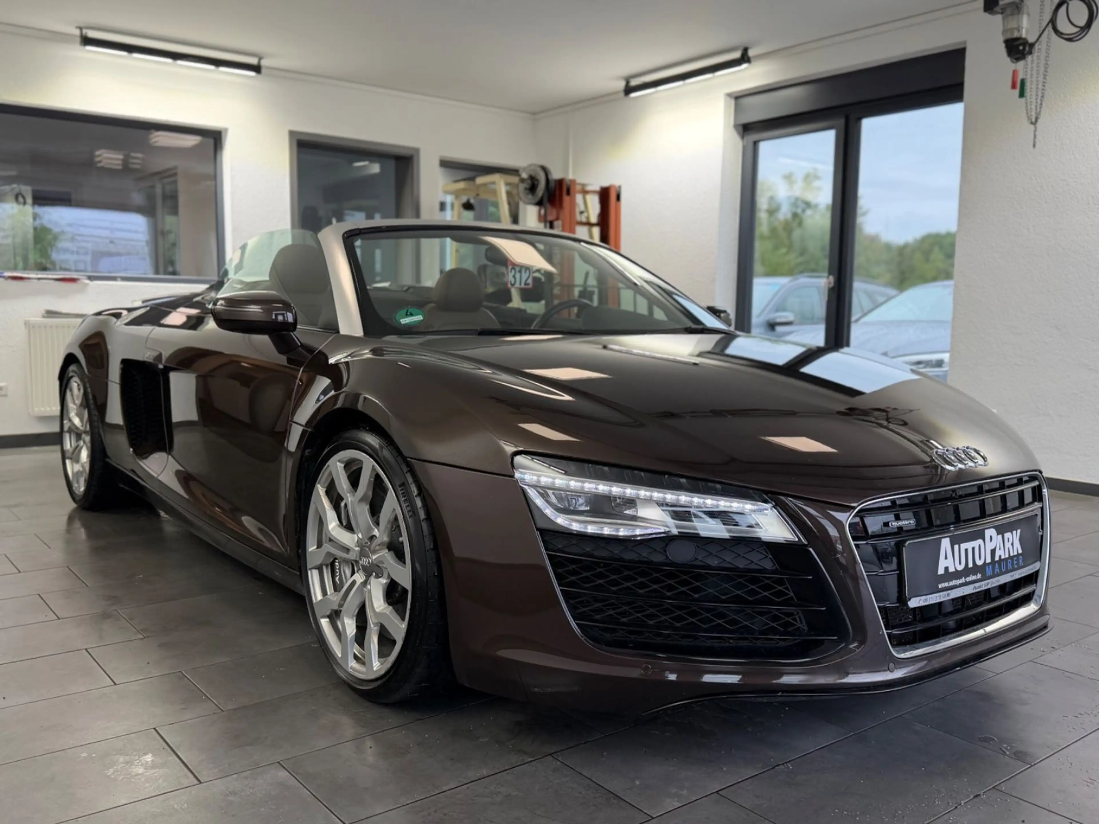 Audi R8 Spyder 4.2 FSI | Schalter | Keramik | Navi — photo 7