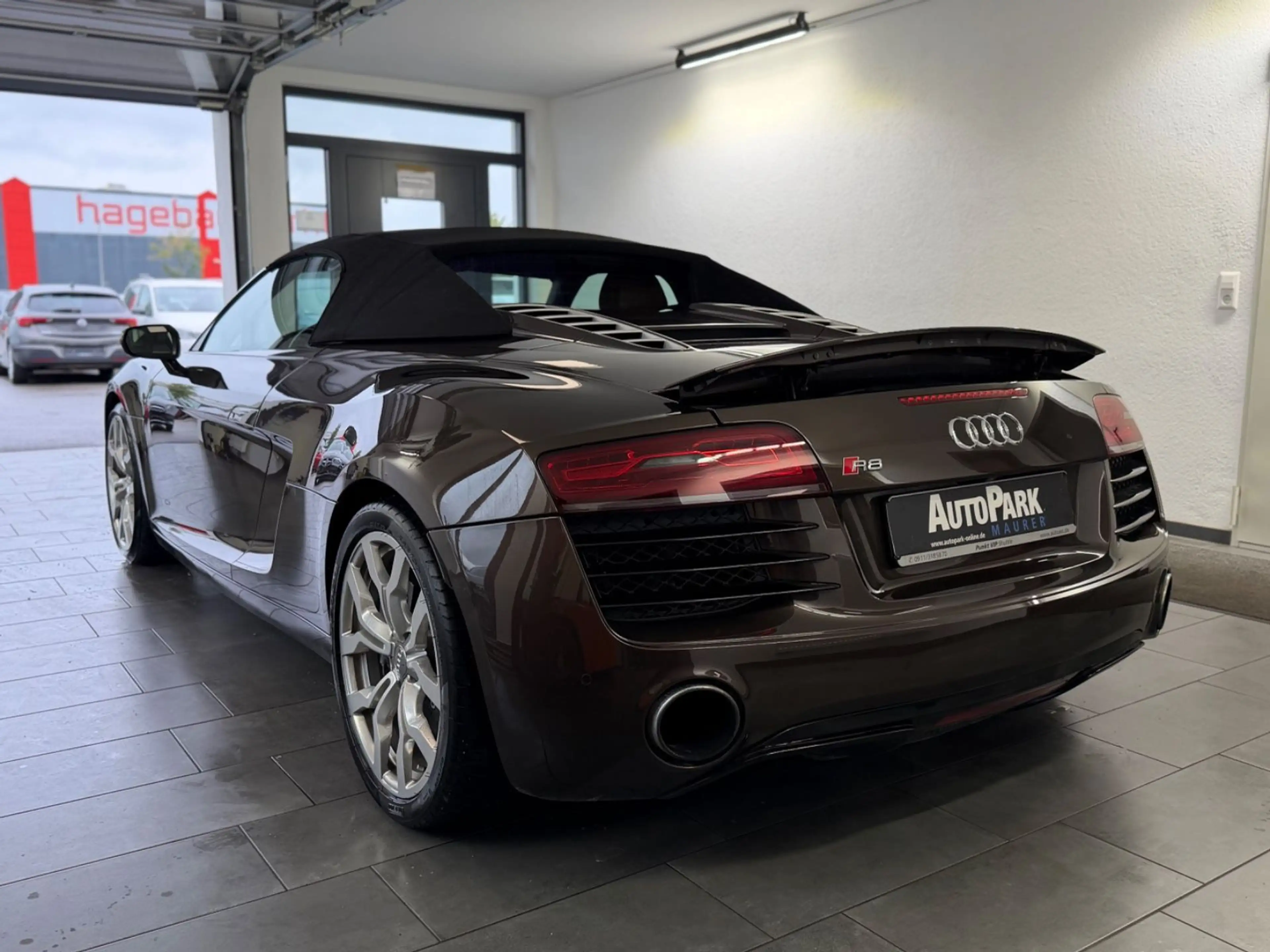 Audi R8 Spyder 4.2 FSI | Schalter | Keramik | Navi — photo 13