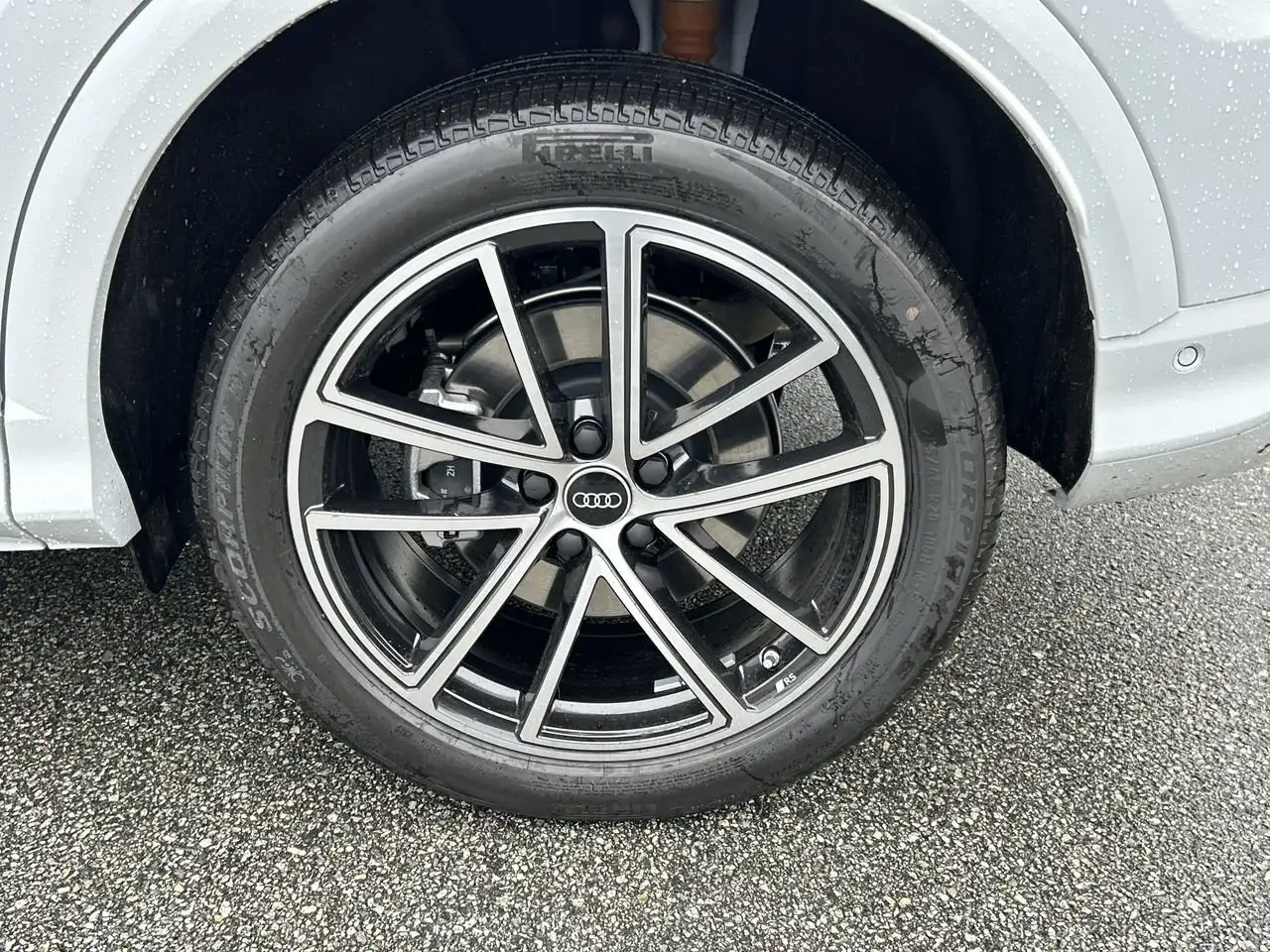 Audi Q5 снимка Audi Q5