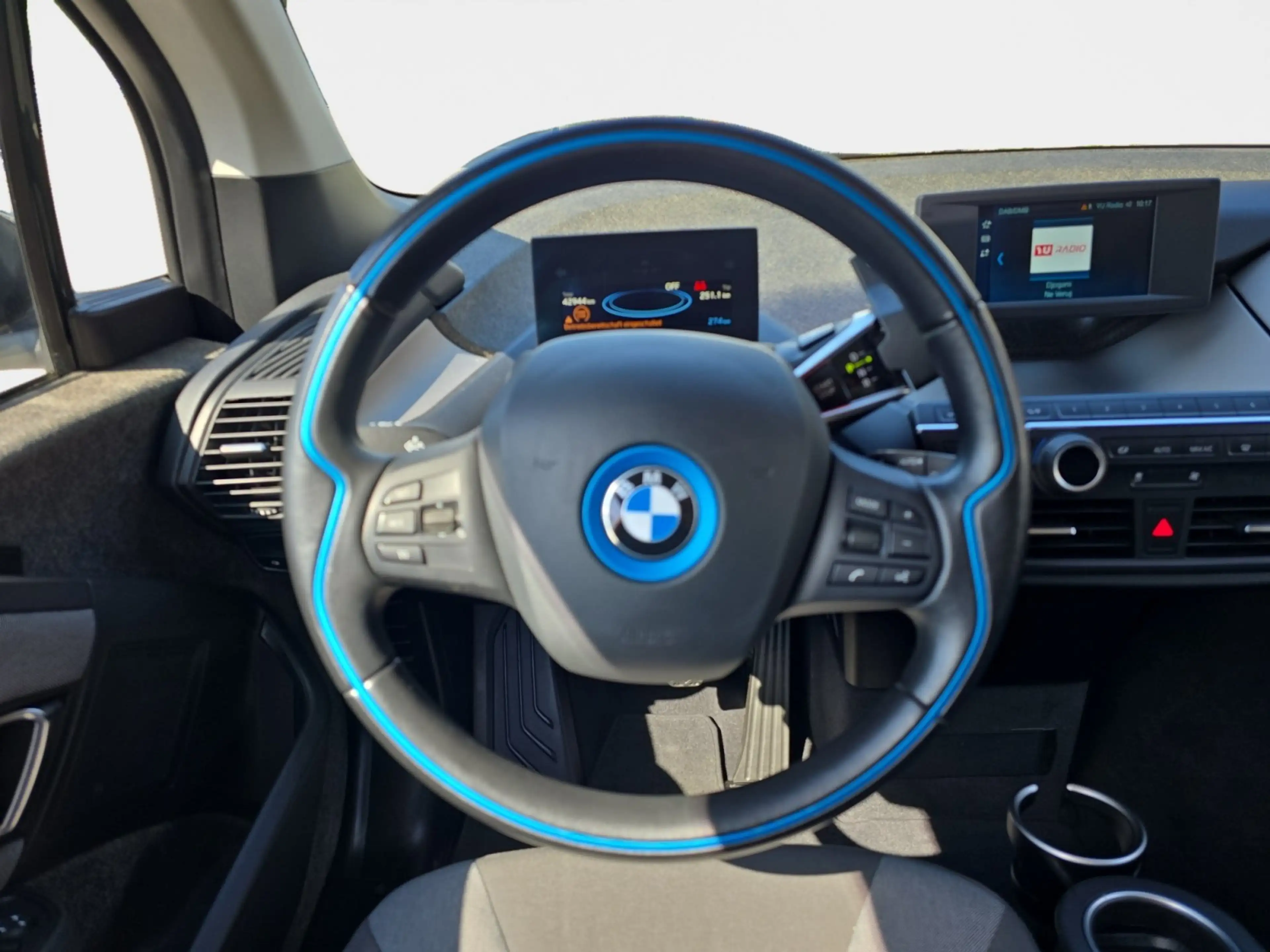 BMW i3 Basis — photo 13