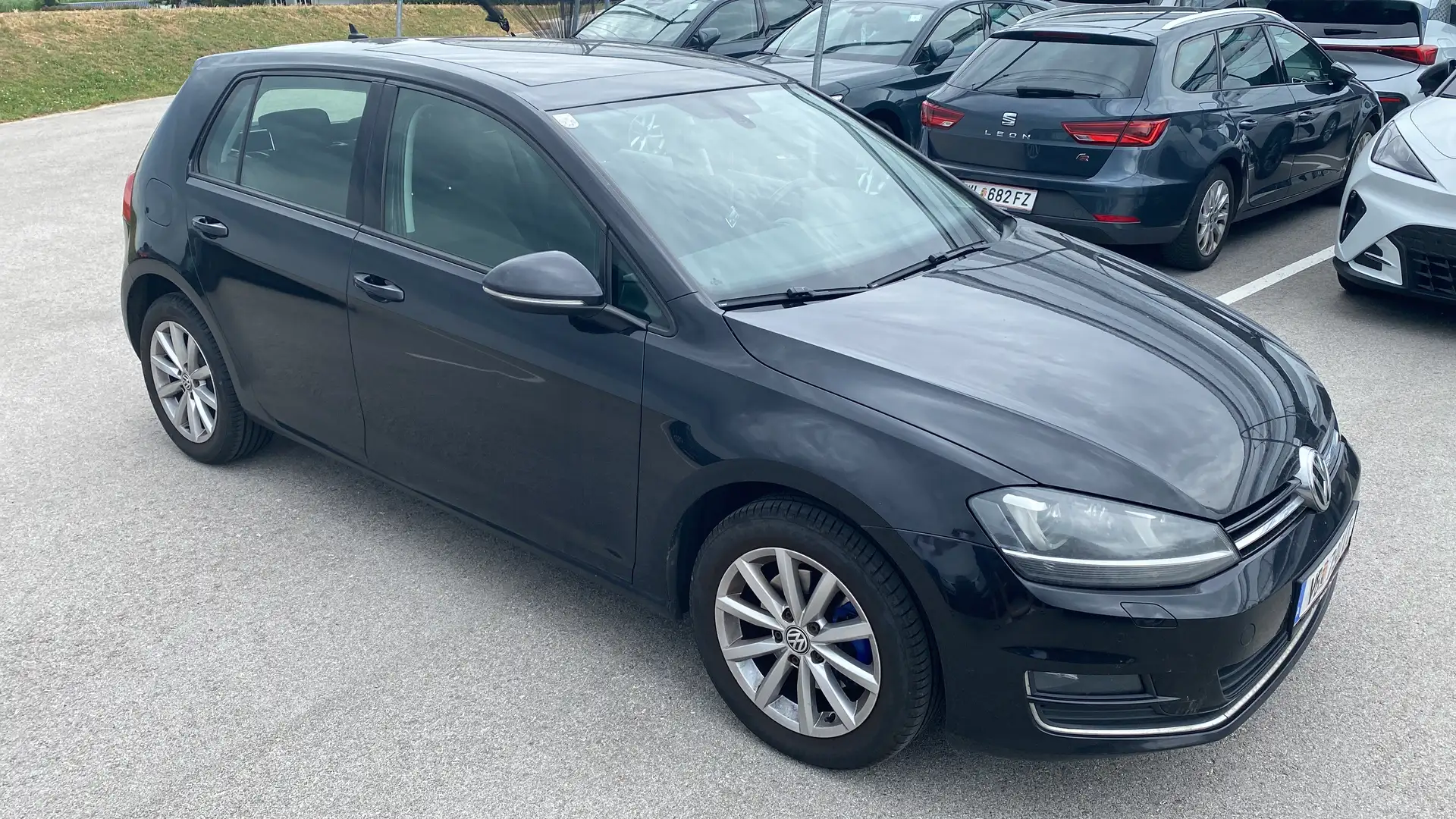 Volkswagen Golf Sky TDI DSG Panoramadach **Navi**Led** Schwarz - 1