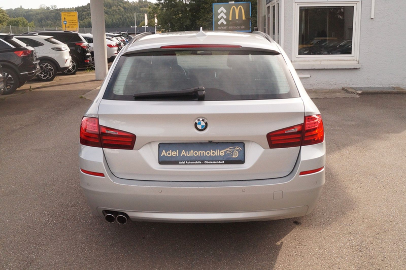 BMW 520 5 Touring 520 d xDrive AHK LEDER — photo 8