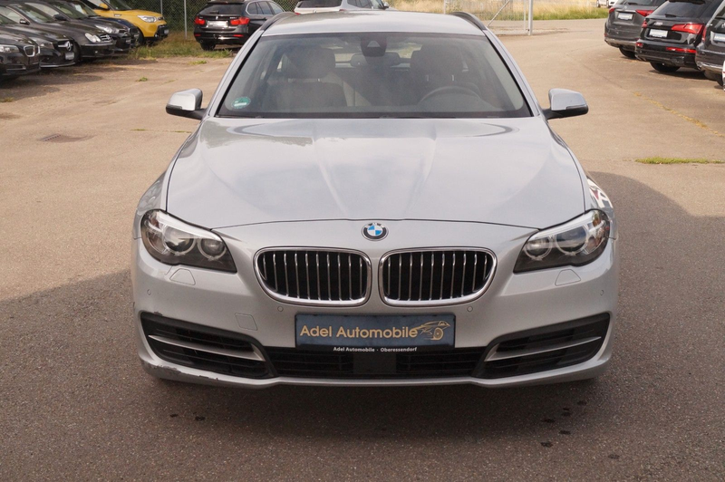 BMW 520 5 Touring 520 d xDrive AHK LEDER — photo 2
