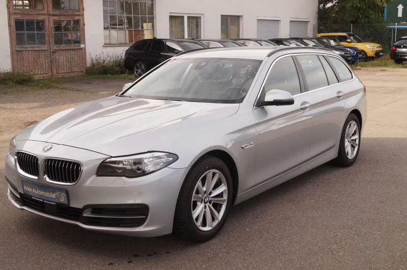 BMW 520 5 Touring 520 d xDrive AHK LEDER