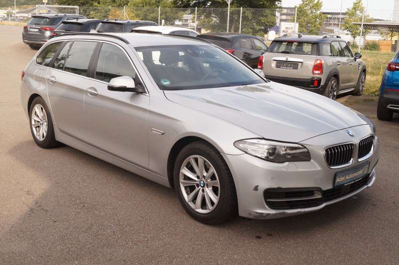 BMW 520 5 Touring 520 d xDrive AHK LEDER — photo 3