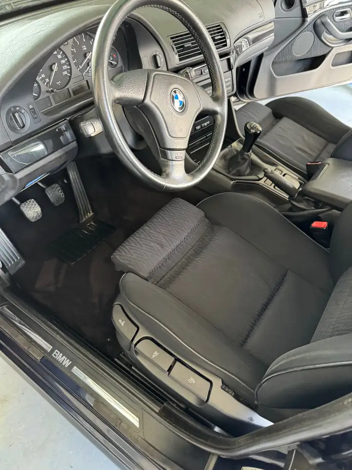 BMW 523i touring, foto 11