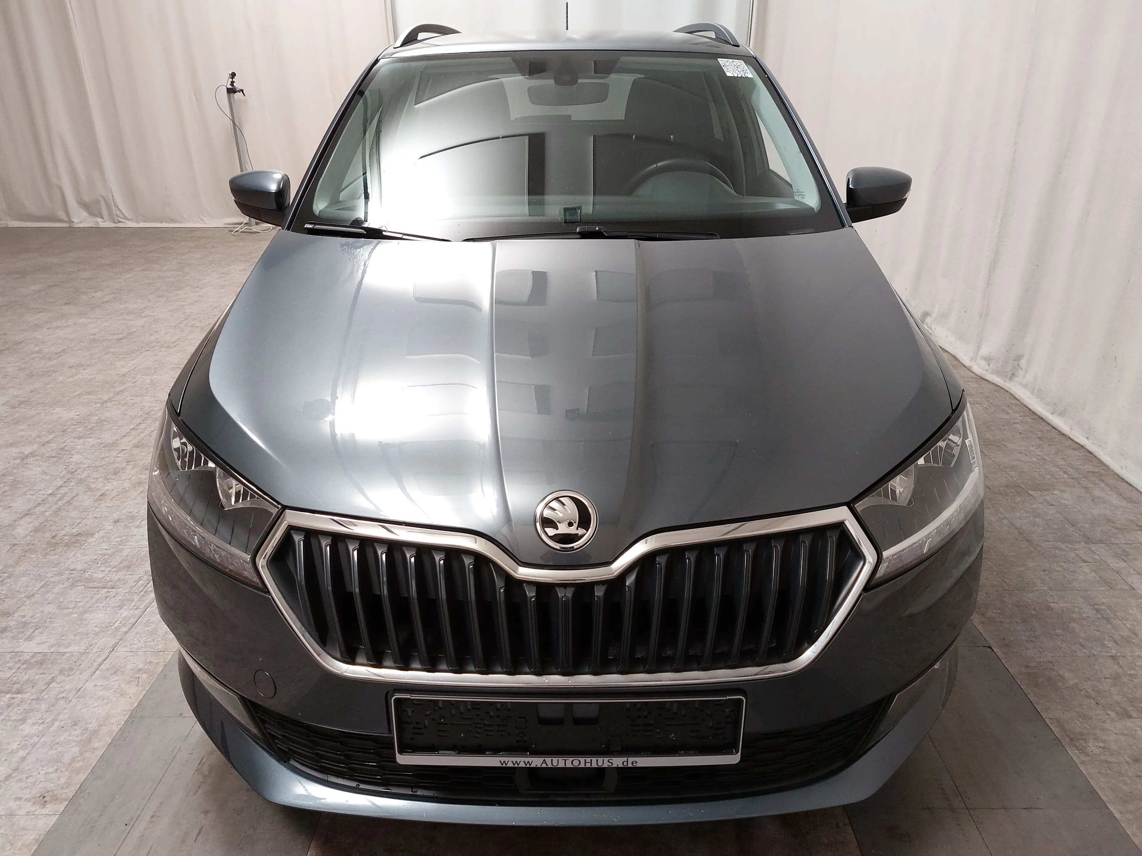 Skoda Fabia 1.0 RFK Shz ACC Klima KLIMAAUT RADIO MFL PDC DAB KAMERA — photo 9