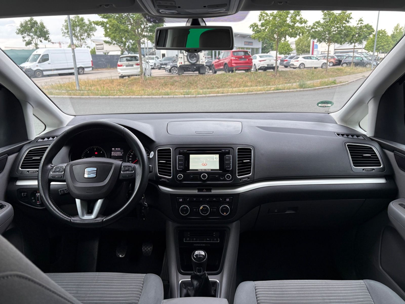 SEAT Alhambra 4Kids*NAVI*BI-Xenon*PDC*Kamara*7Sitze* — photo 13