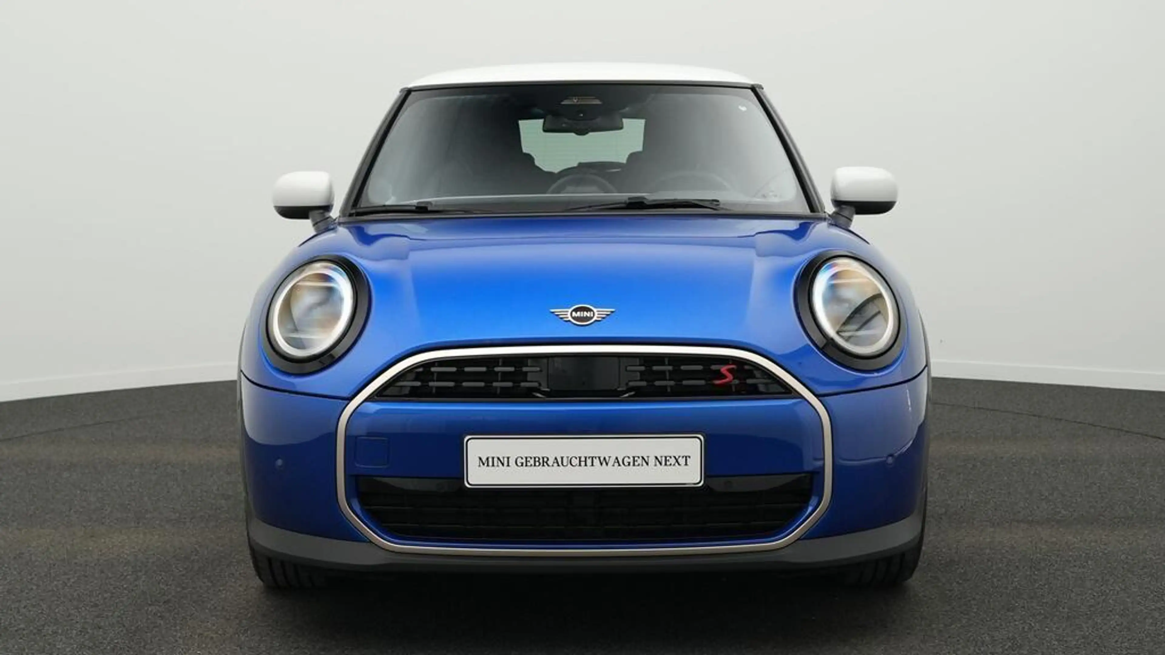 MINI Cooper S Favoured Trim — photo 15
