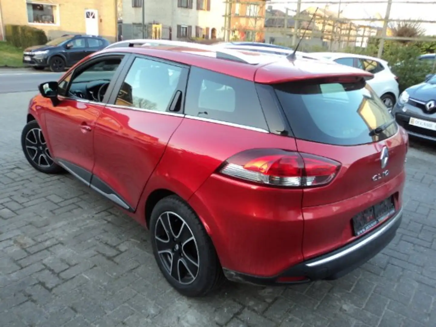 Renault Clio GRAND TOUR 1.5 dCi Energy Dynamique Rood - 2