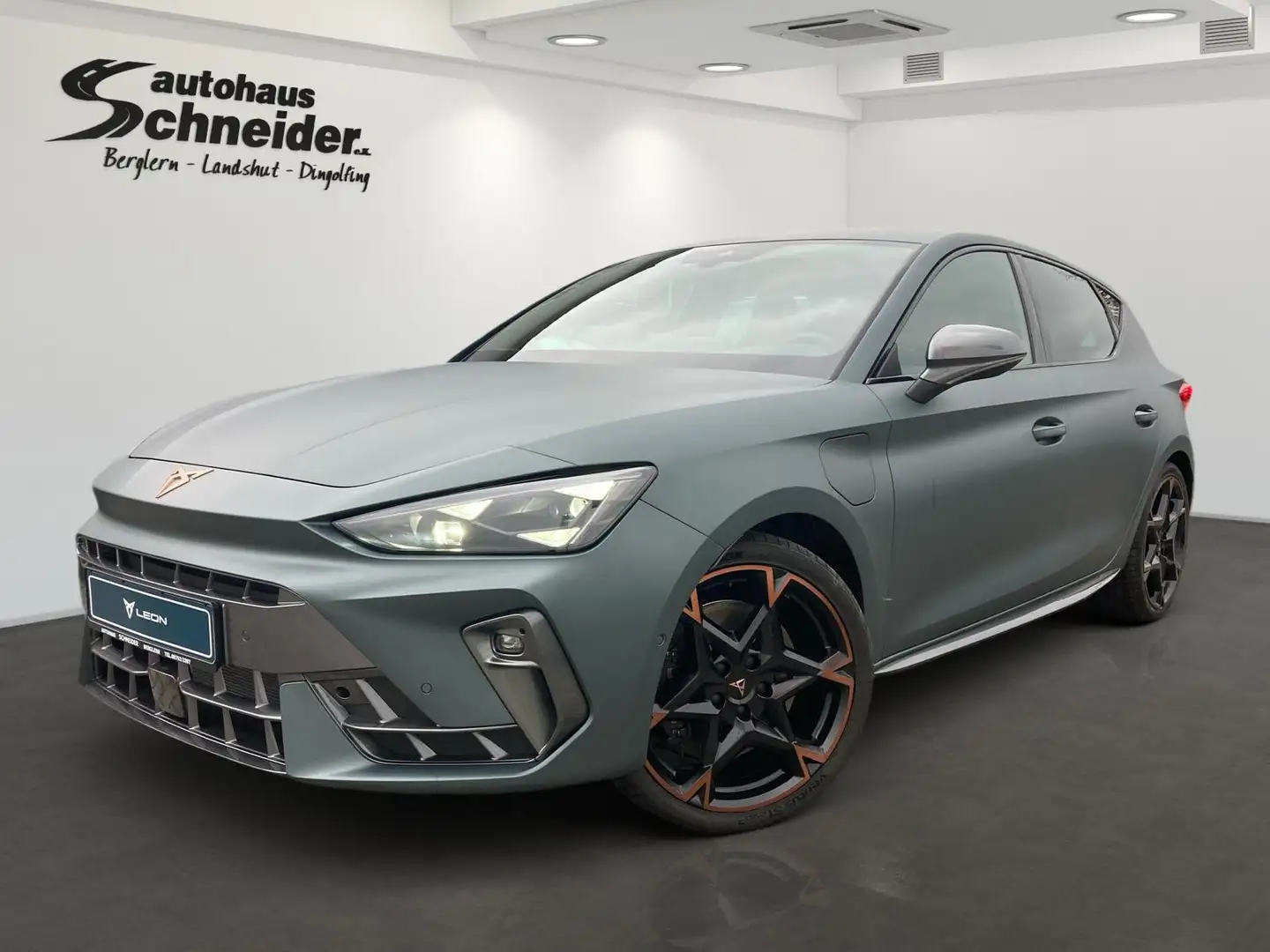 CUPRA Leon 1.5 TSI e-HYBRID DSG MATRIX-LED/SENNHEISER Grigio - 2