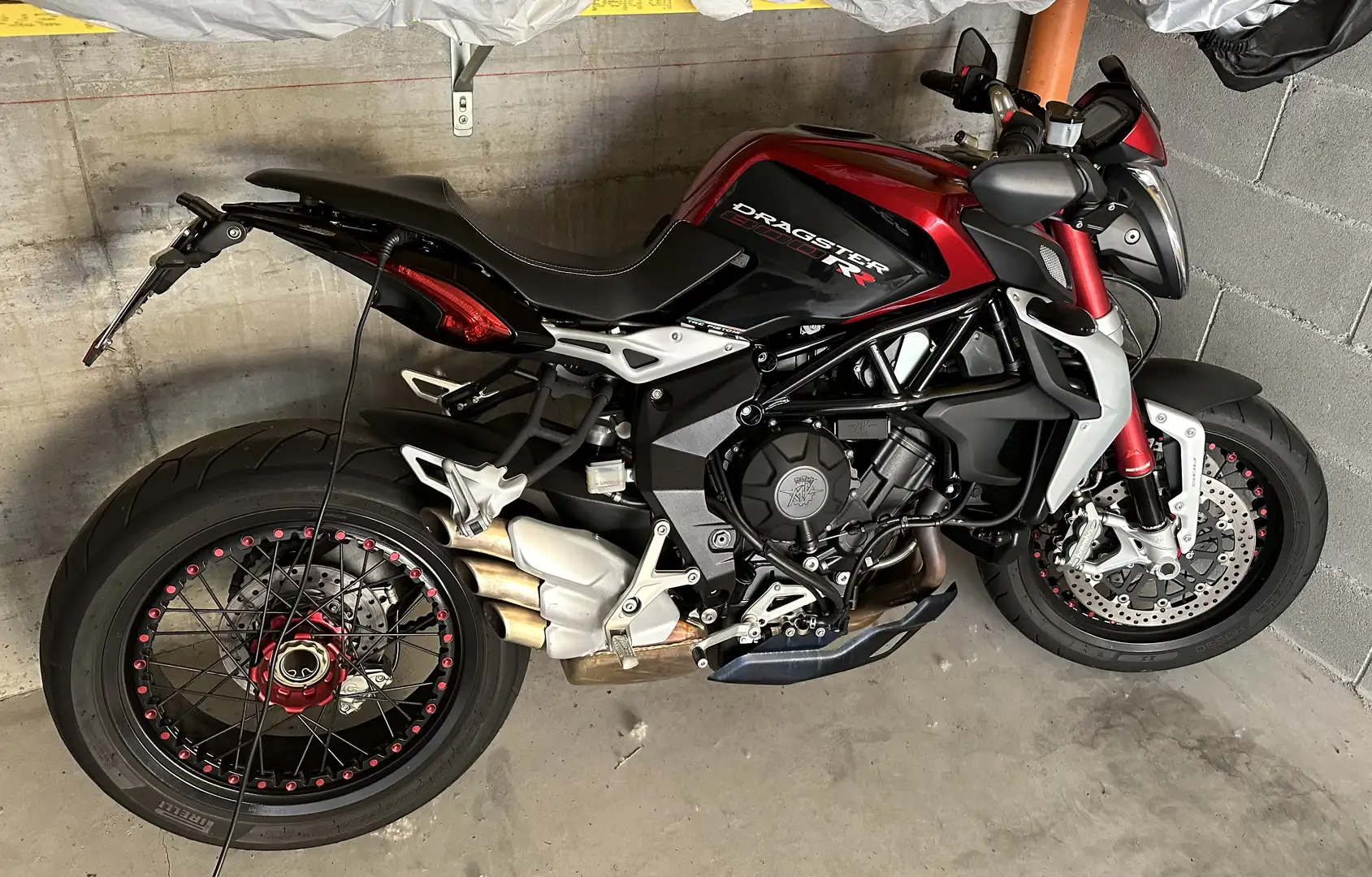 MV Agusta Dragster MV BRUTALE DRAGSTER 800RR Červená - 1