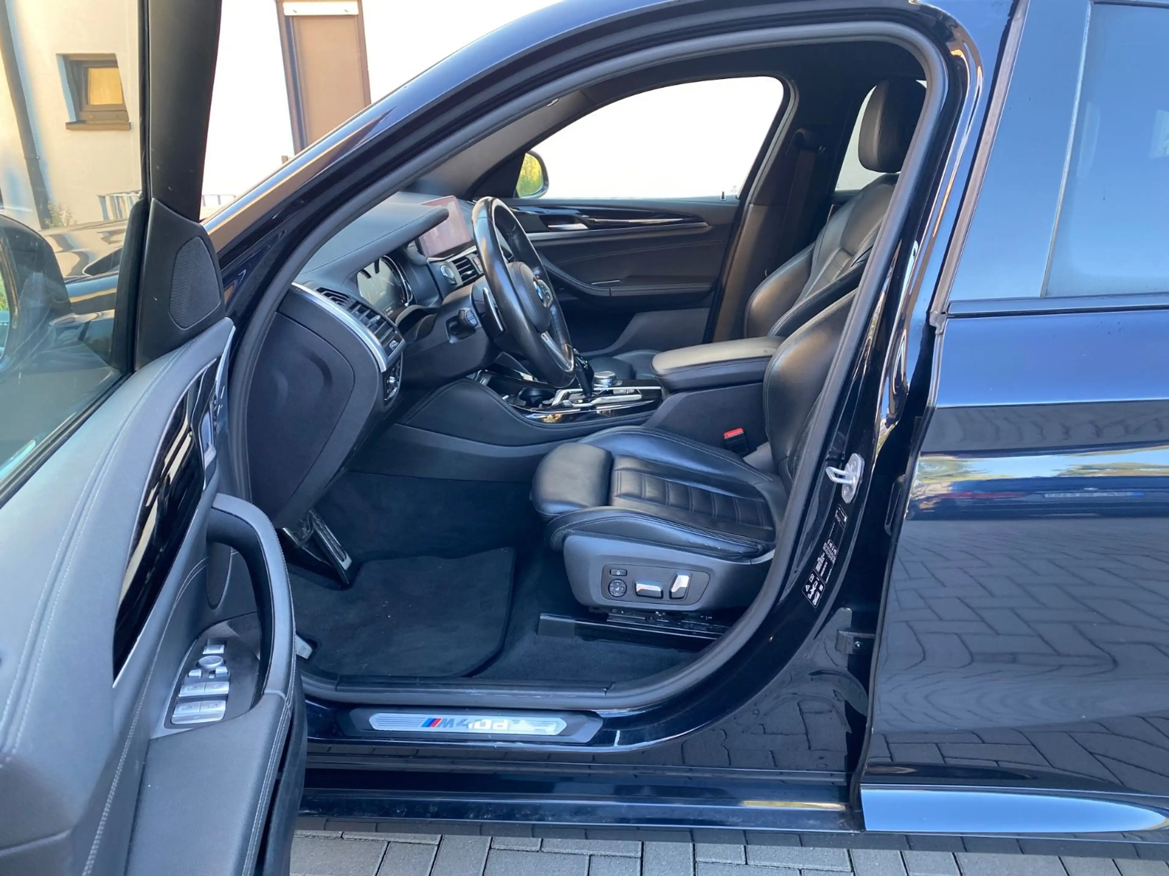 BMW X4 M d Head-Up Pano 360°-Kamera LED — photo 8