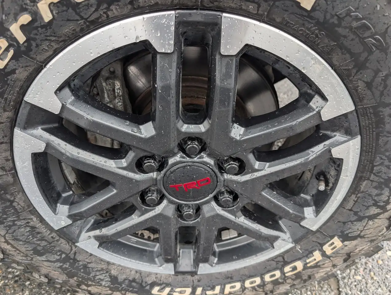 Toyota Tacoma снимка Toyota Tacoma