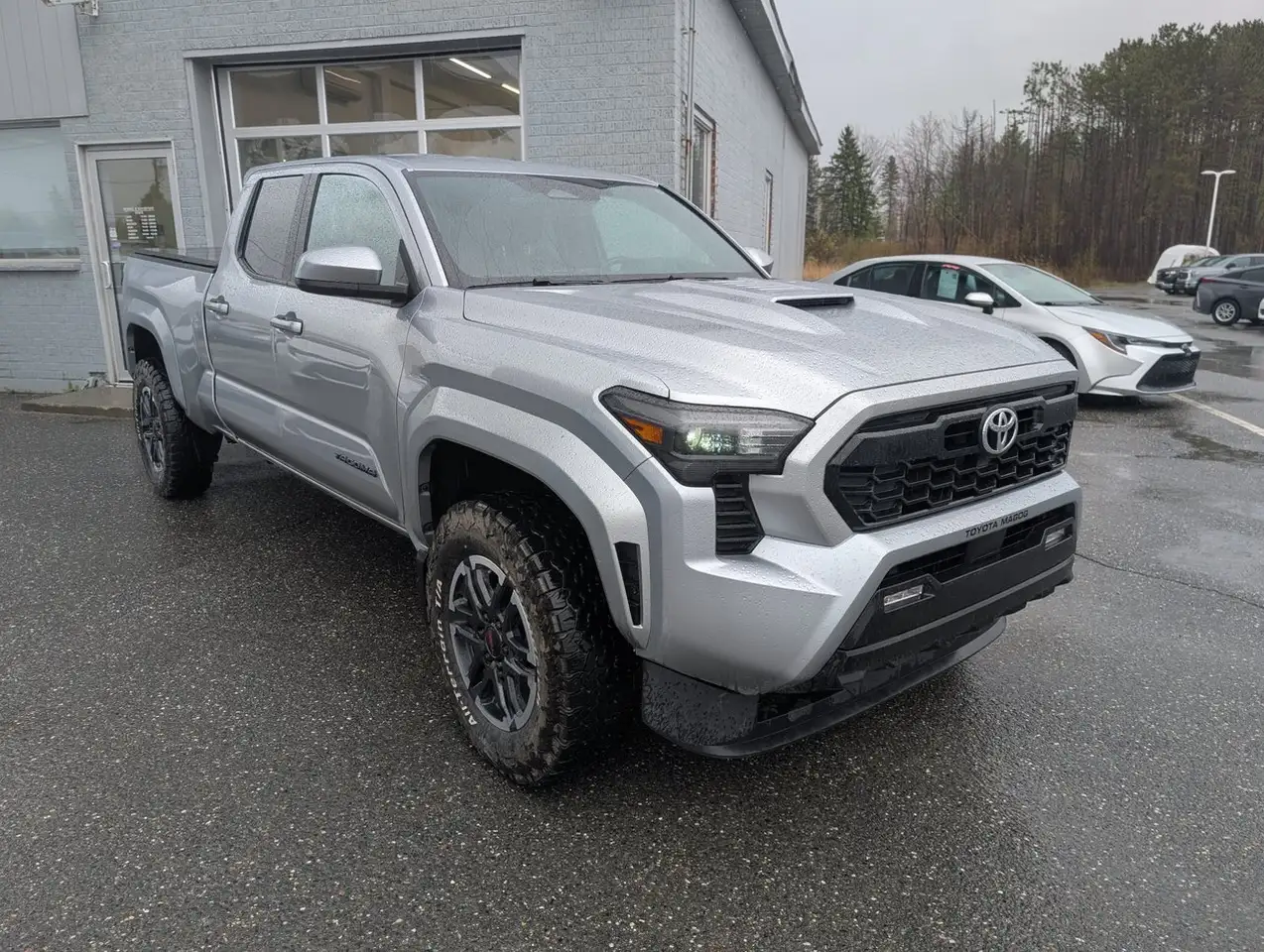 Toyota Tacoma снимка Toyota Tacoma