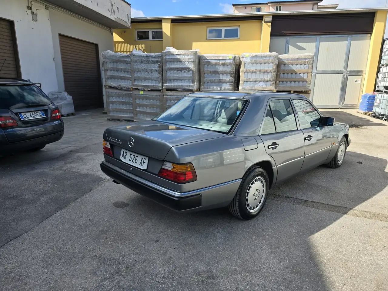 Mercedes-Benz E 300 Classe E - W124 Berlina E24, foto 8