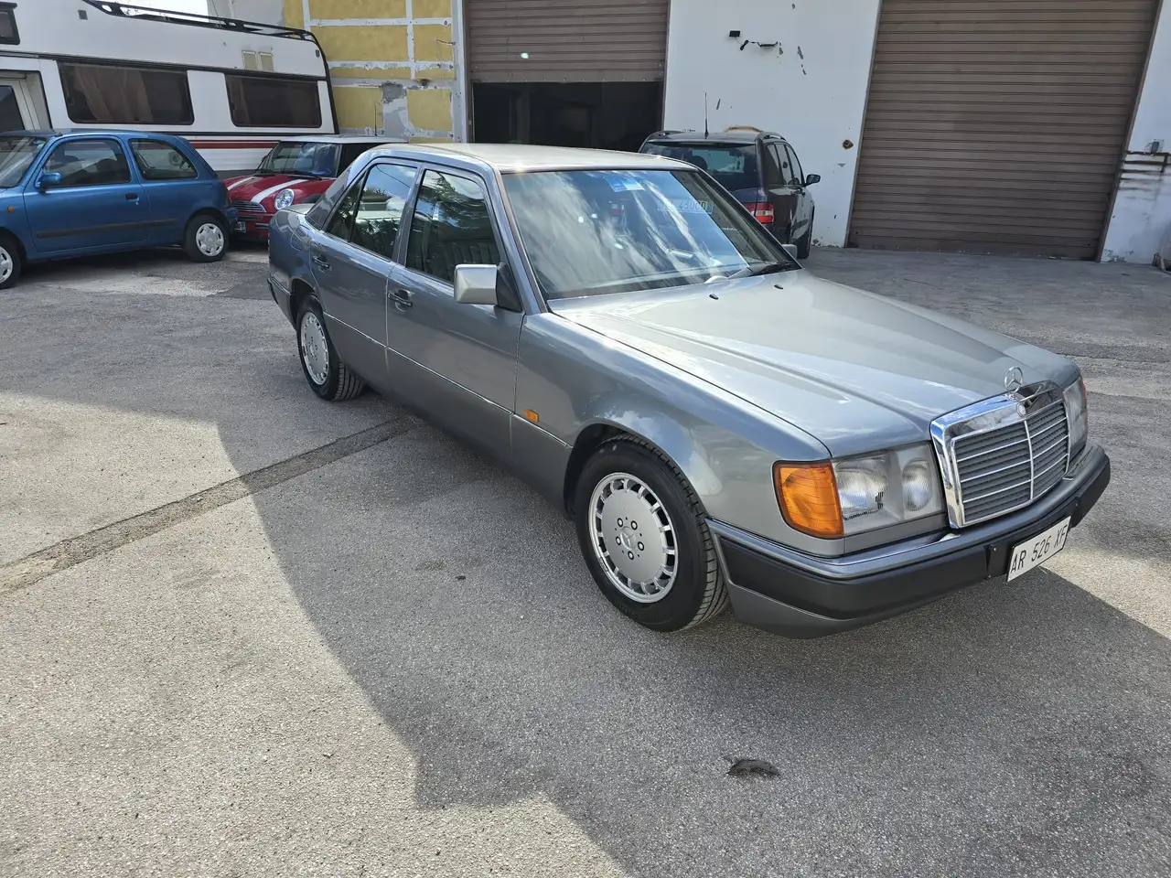 Mercedes-Benz E 300 Classe E - W124 Berlina E24, foto 6