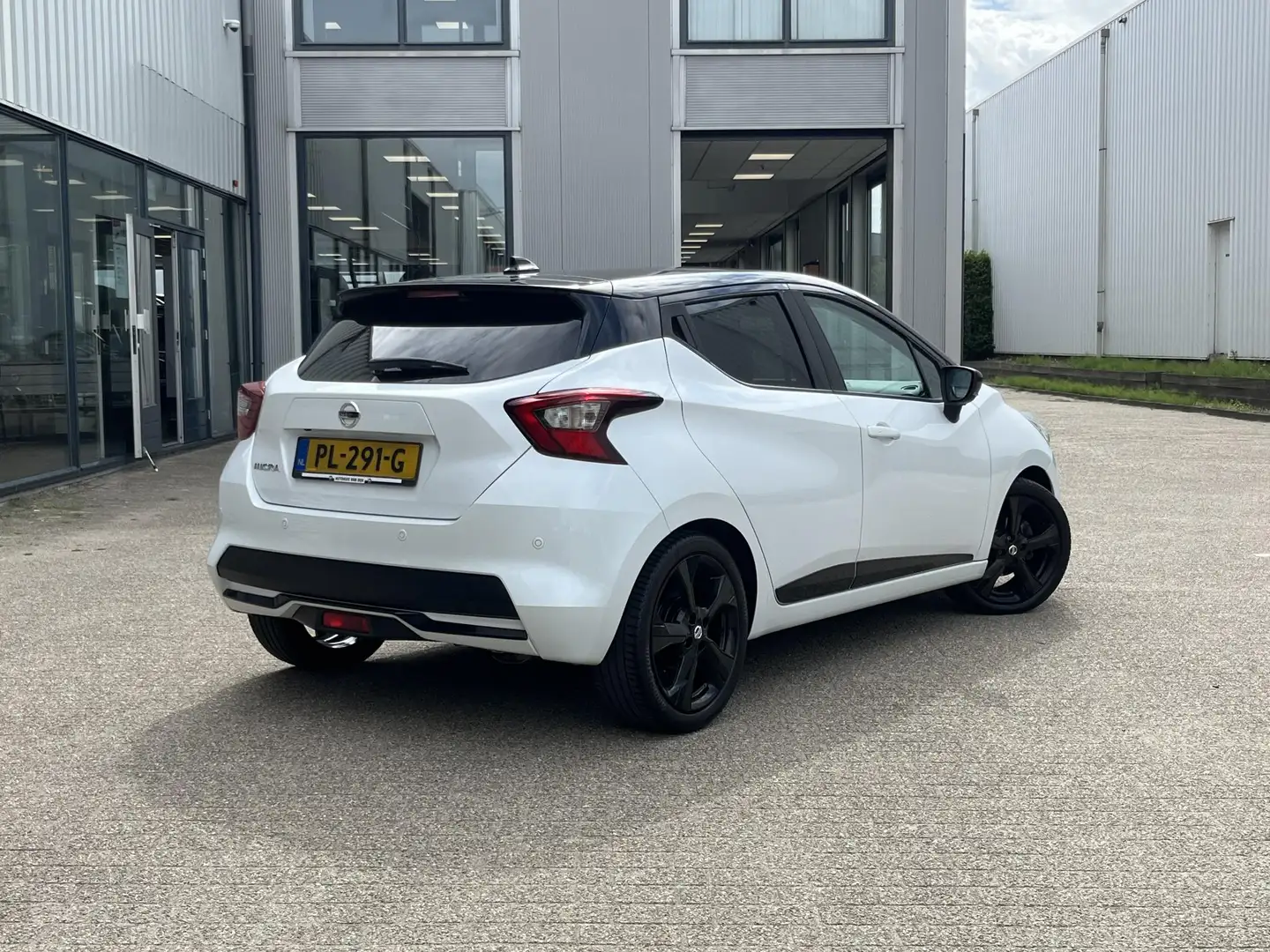 Nissan Micra 0.9 IG-T Tekna | NL Auto/2e Eig. Voll.Historie/Nav Wit - 2