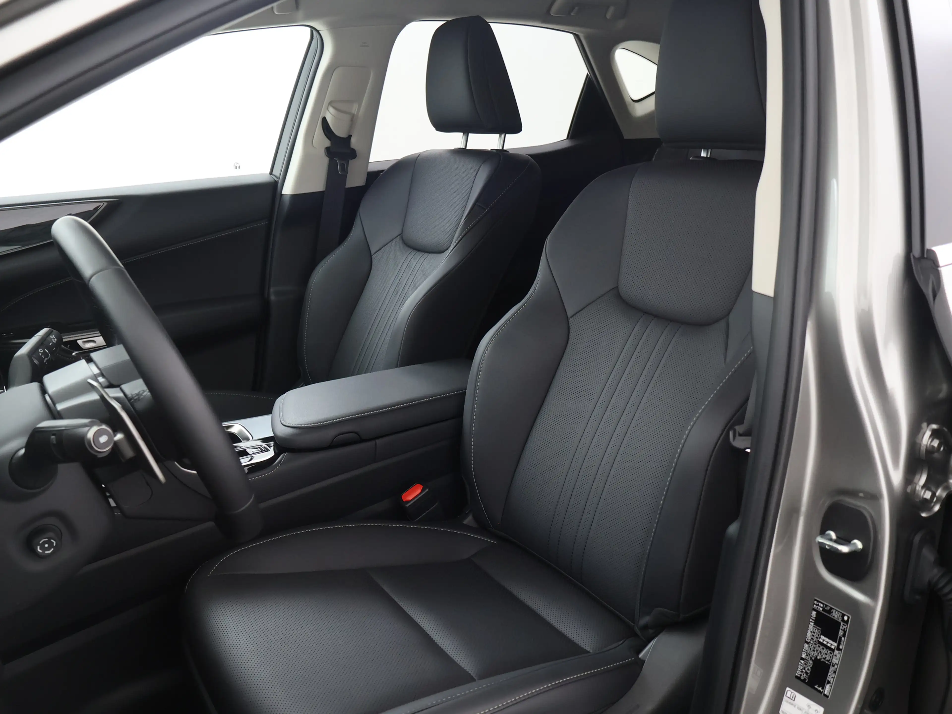 Lexus NX 450h+ AWD Luxury Line — photo 7