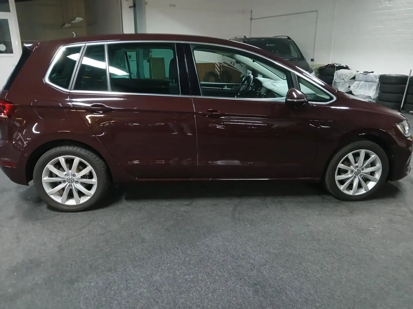 Volkswagen Golf Sportsvan Highline 1HAND 60TKM! Fekete - 2