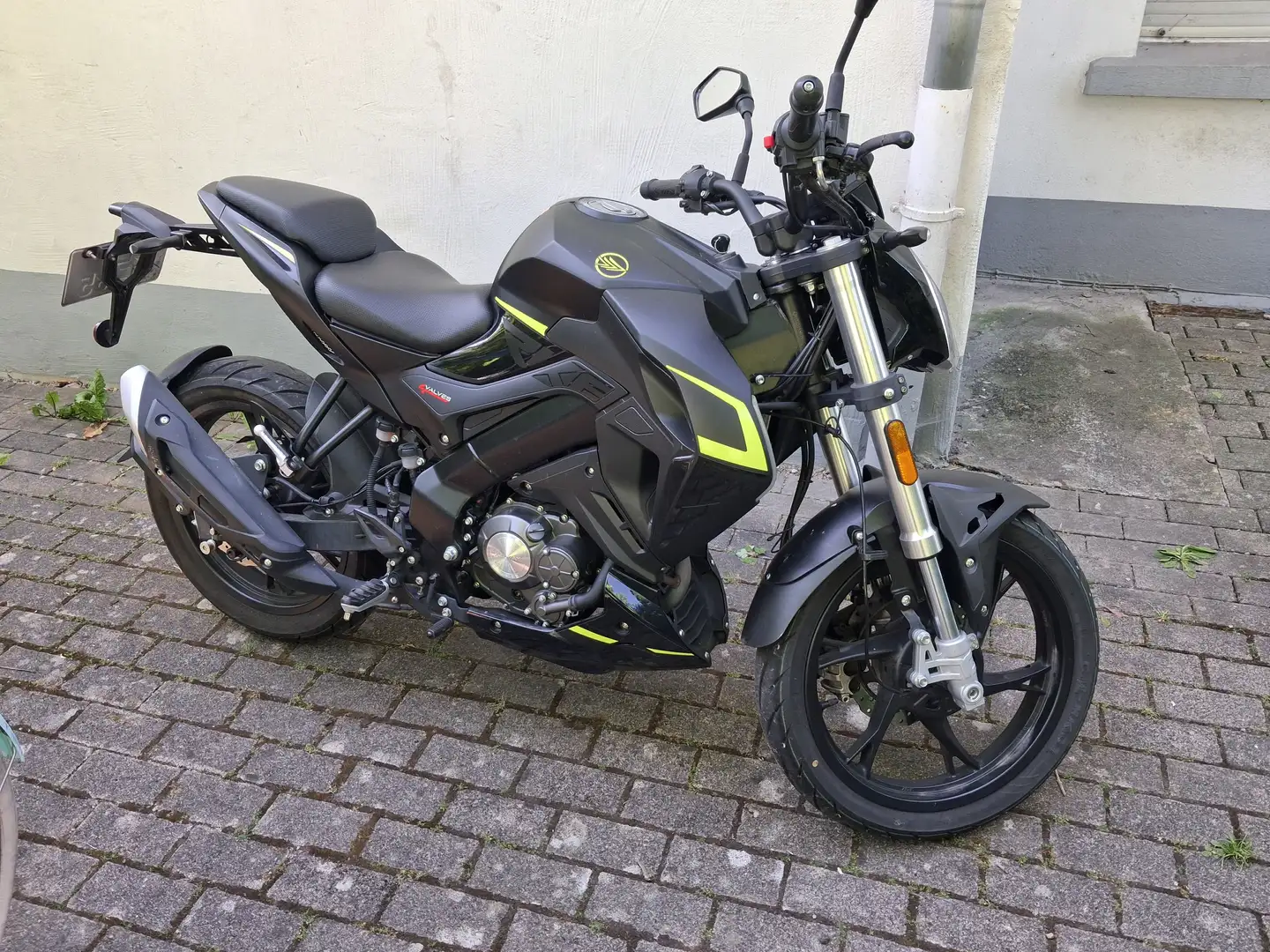 Keeway RKF 125 Noir - 1