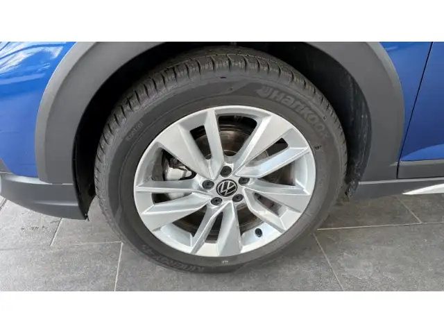 Volkswagen Taigo view 3