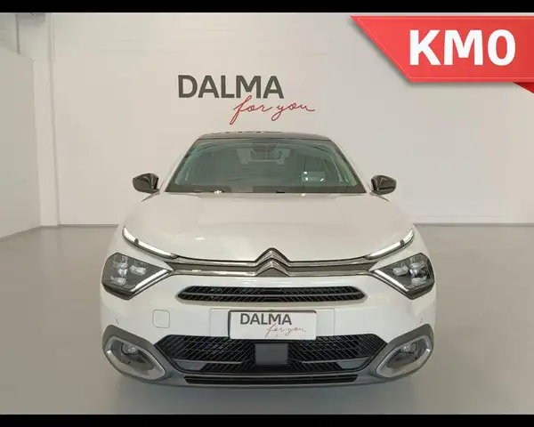 Citroen C4 view 2