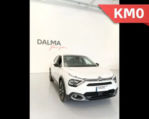 Citroen C4 view 4