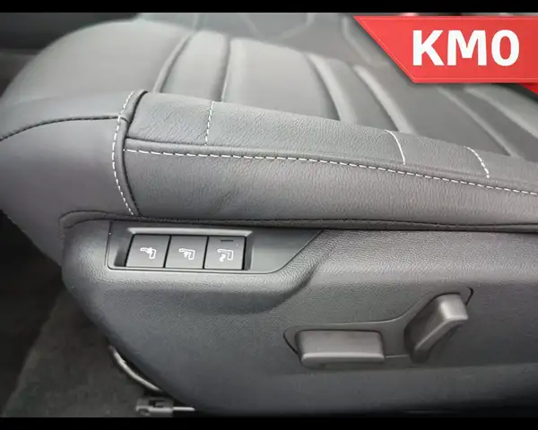Citroen C4 view 11