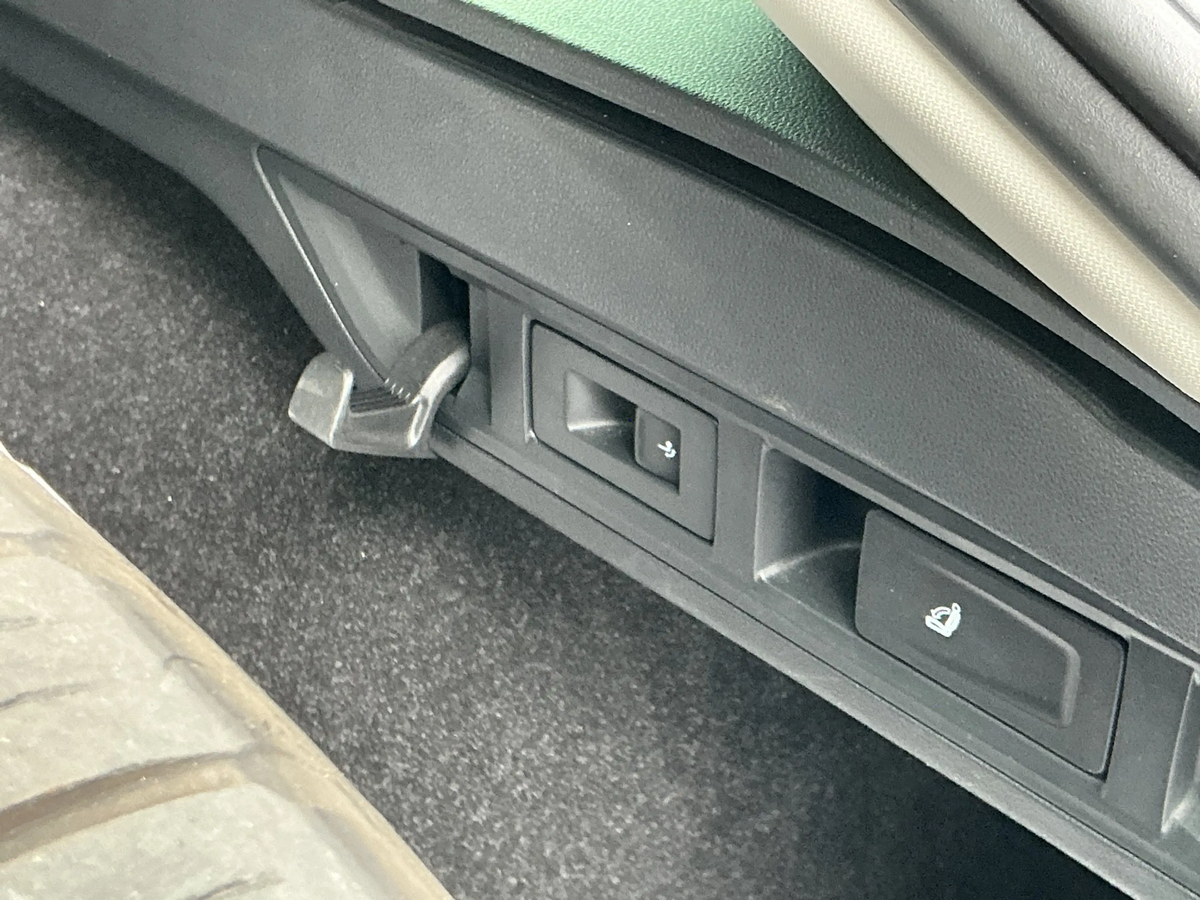 Skoda Octavia Style Leder Memory Navi Ambiente AHK SHZ — photo 3