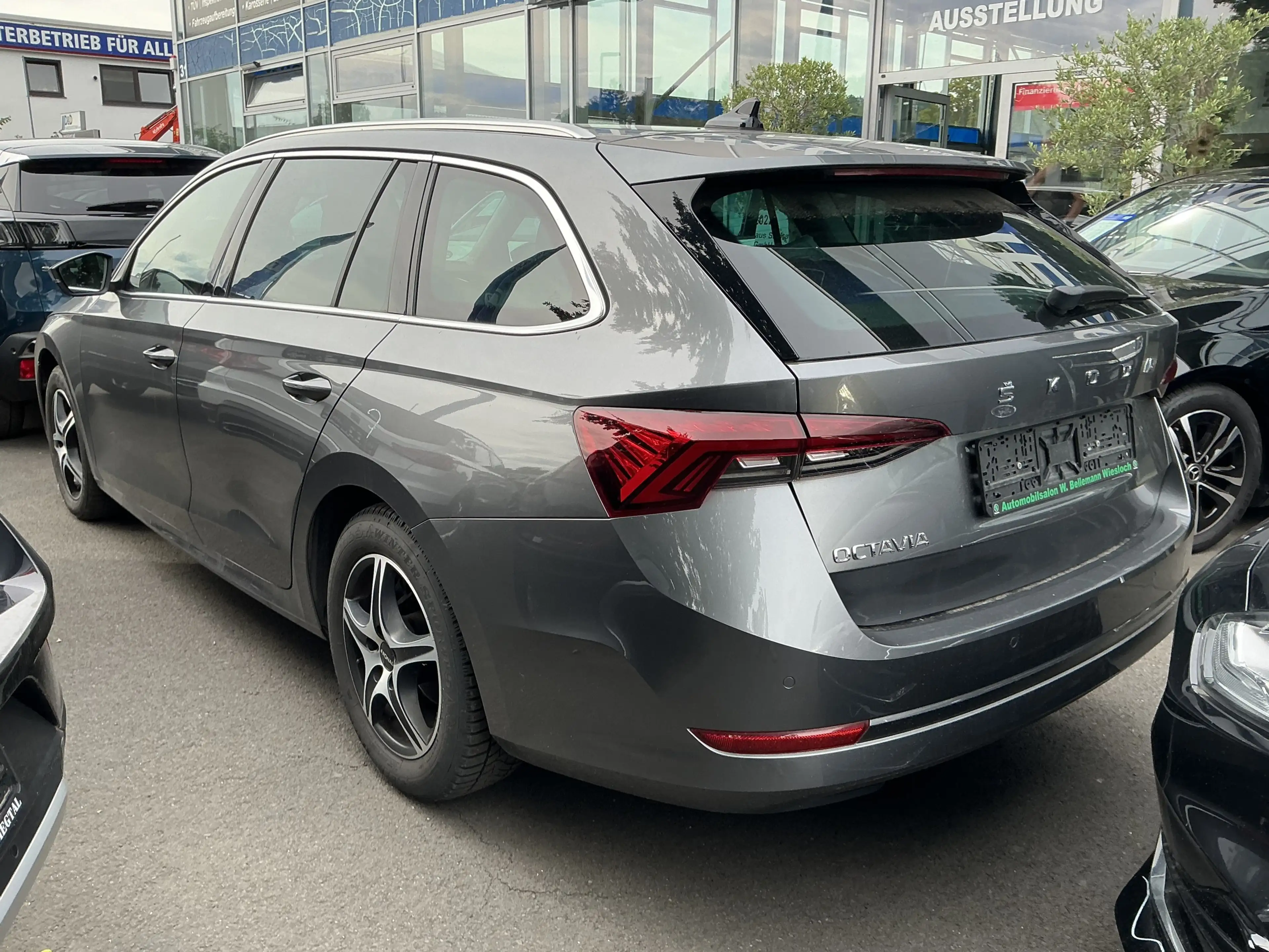 Skoda Octavia Style Leder Memory Navi Ambiente AHK SHZ — photo 2