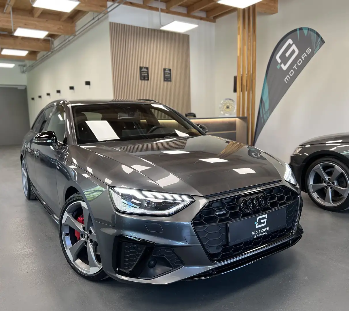 Audi A4 40 TDI QUATTRO COMPETITION DAYTONA MATRIX AMB+ AHK Grau - 1
