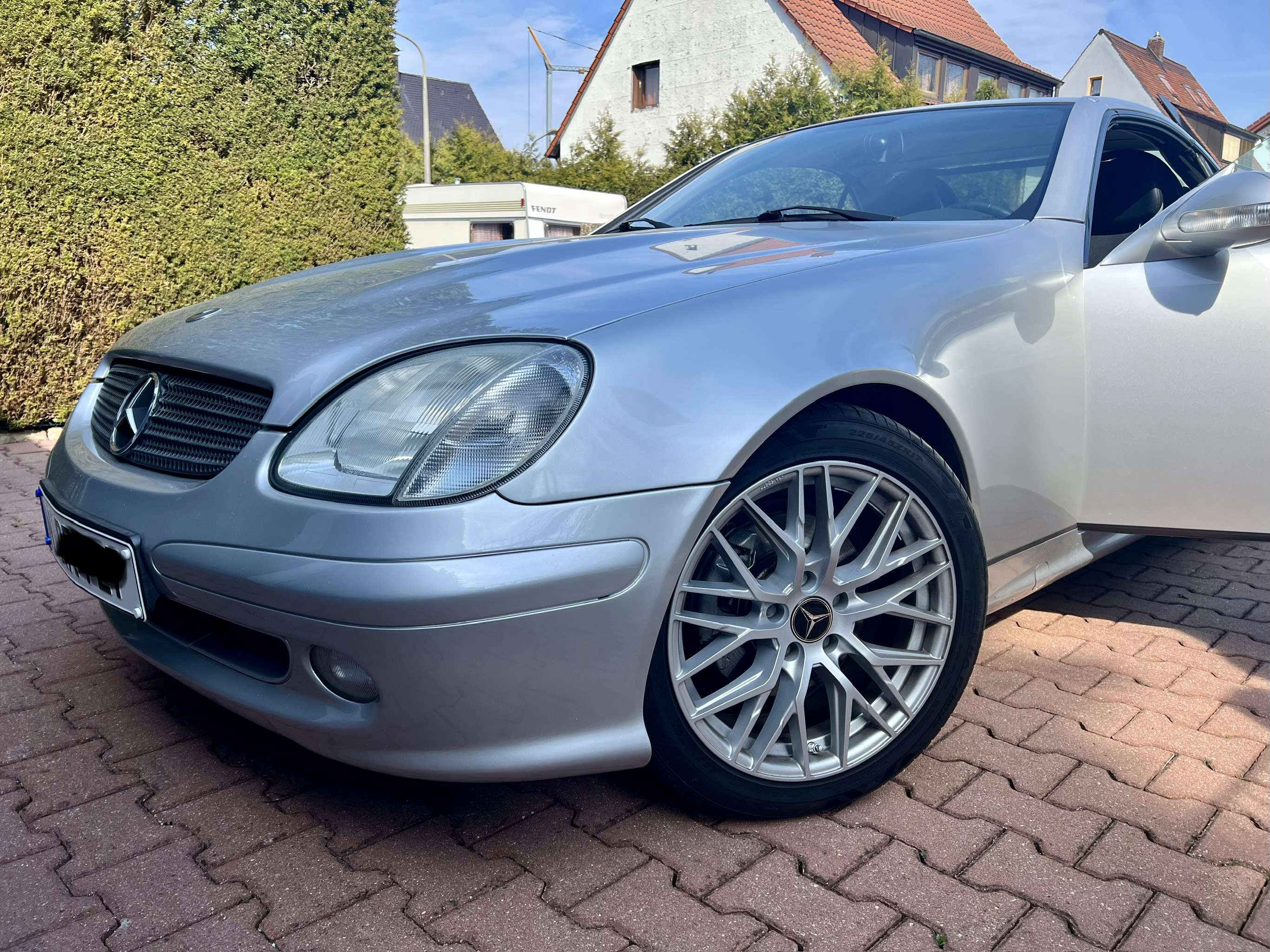 Second hand Mercedes Benz Slk-Class 200