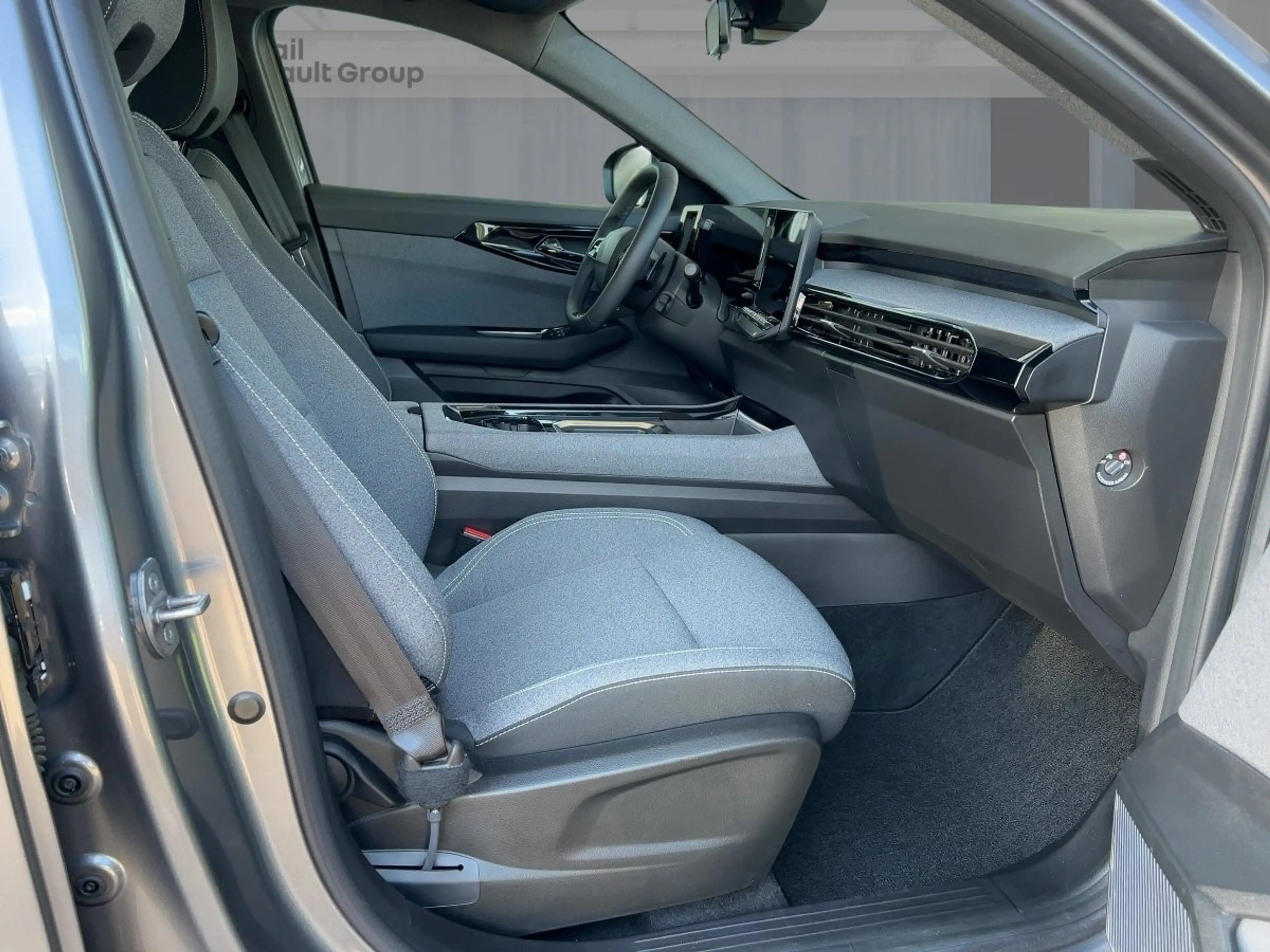 Renault Austral Evolution Mild Hybrid 160 Automatik PDC BT — photo 8