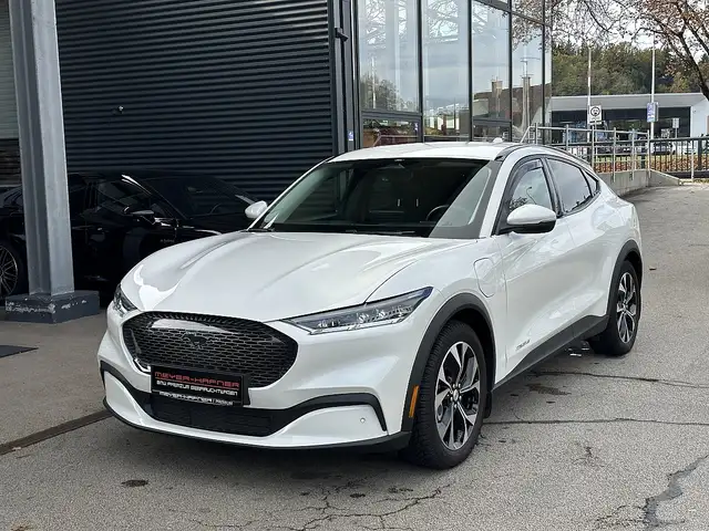 Ford Mustang Mach-E Elektro Standard Range