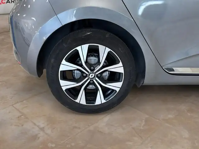 Renault Clio view 6