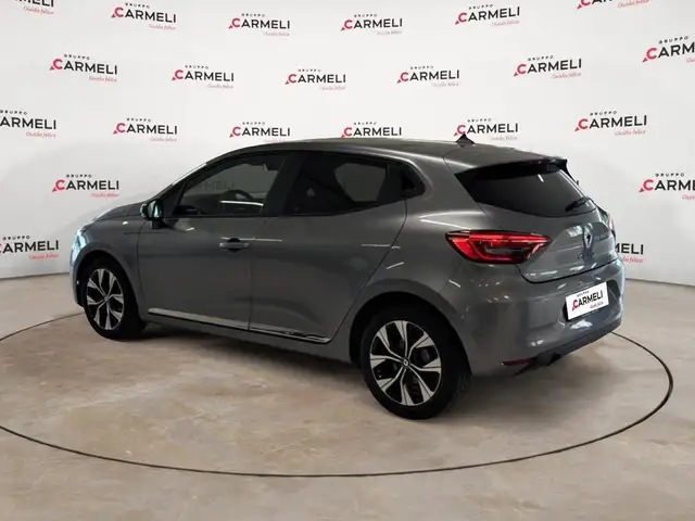 Renault Clio view 3