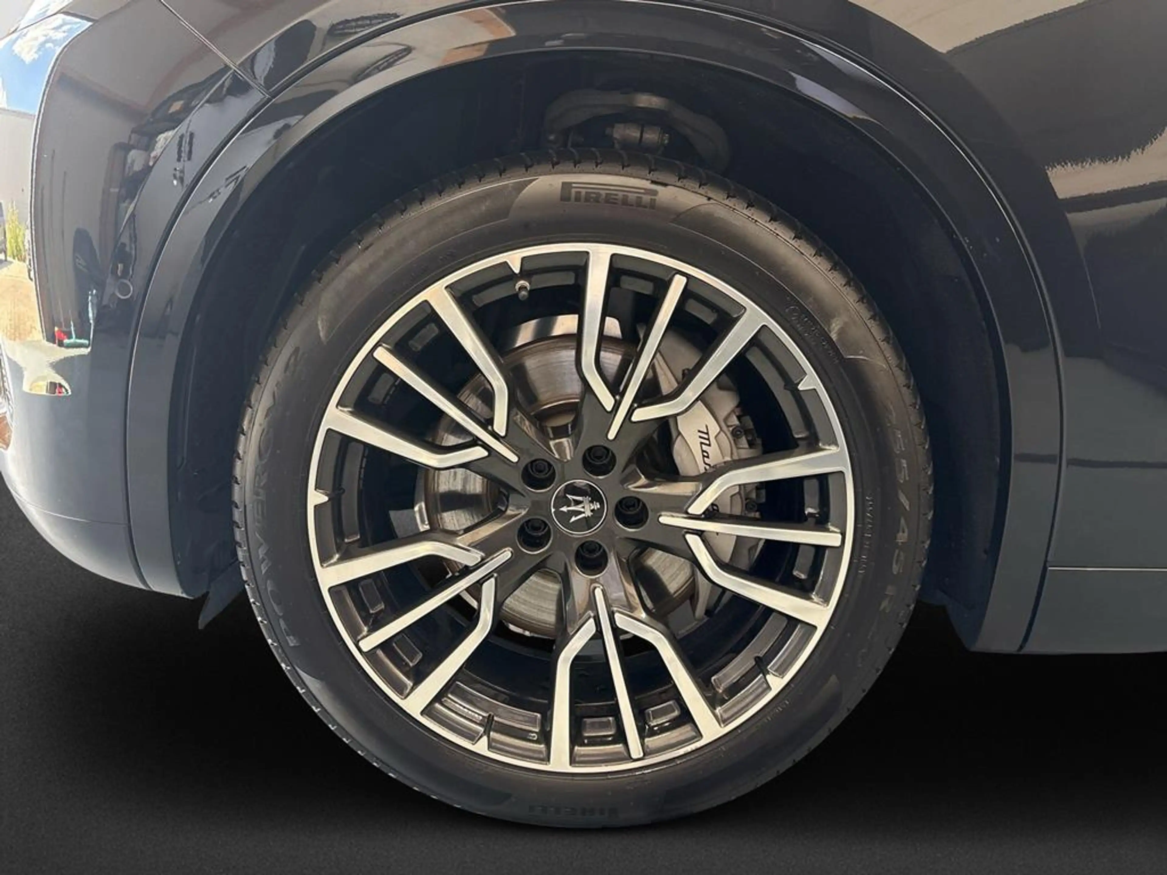 Maserati Grecale GT 2.0 MHEV AWD — photo 8